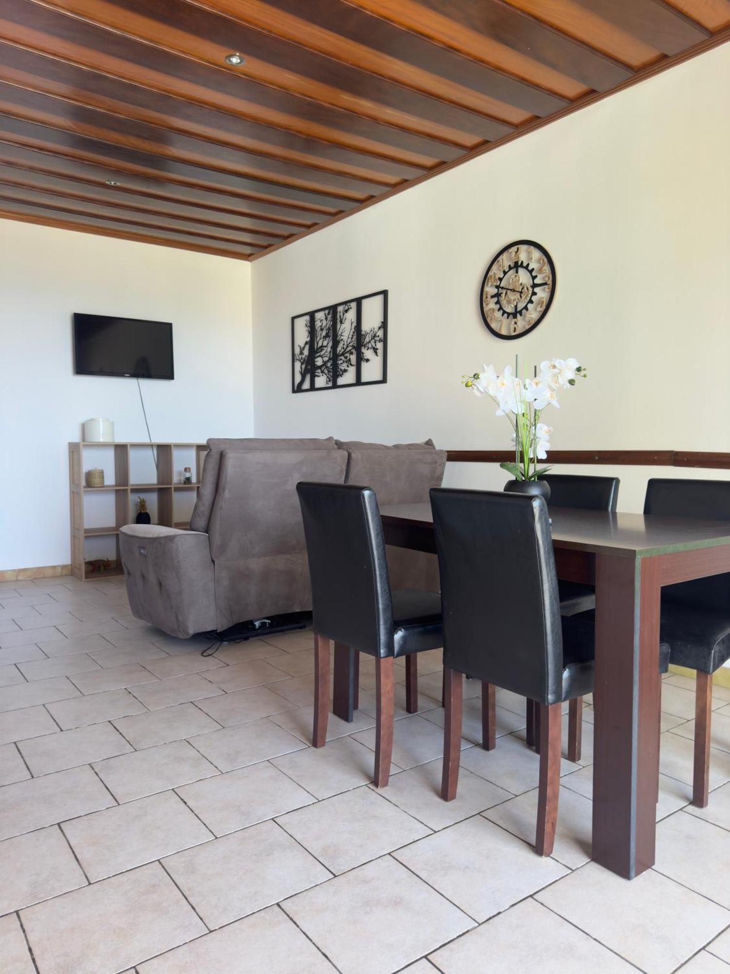 Cozy Caze Appartement Saint-Joseph Buitenkant foto