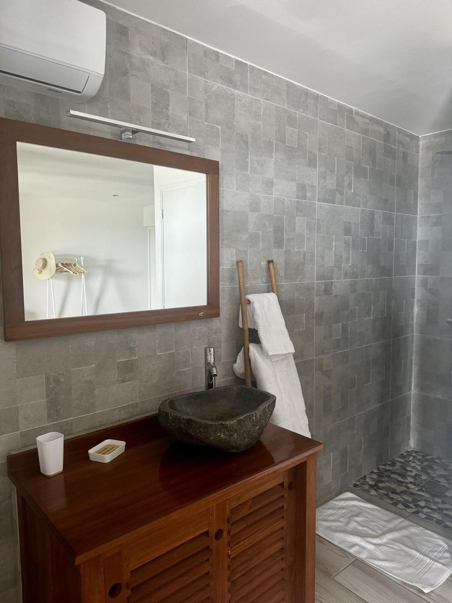Cozy Caze Appartement Saint-Joseph Buitenkant foto